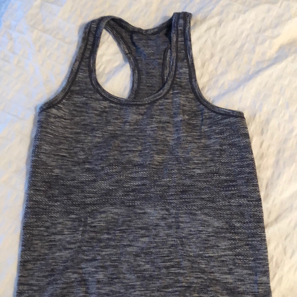 Size 4 running tank